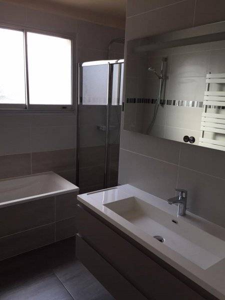 pose-canalisation-plomberie-neuve.jpg